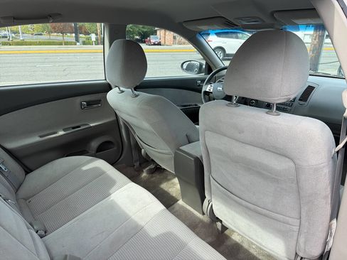Used 2005 Nissan Altima 3.5 SE image 23