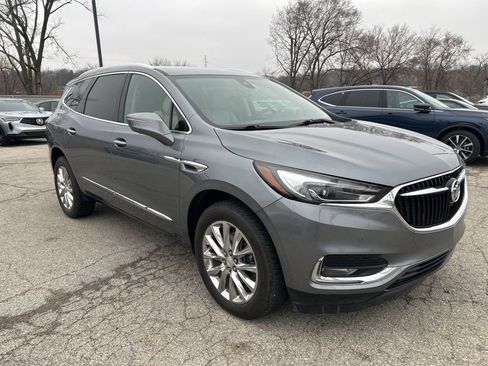Used 2020 Buick Enclave Premium w/ Surround and Sites Package image 3