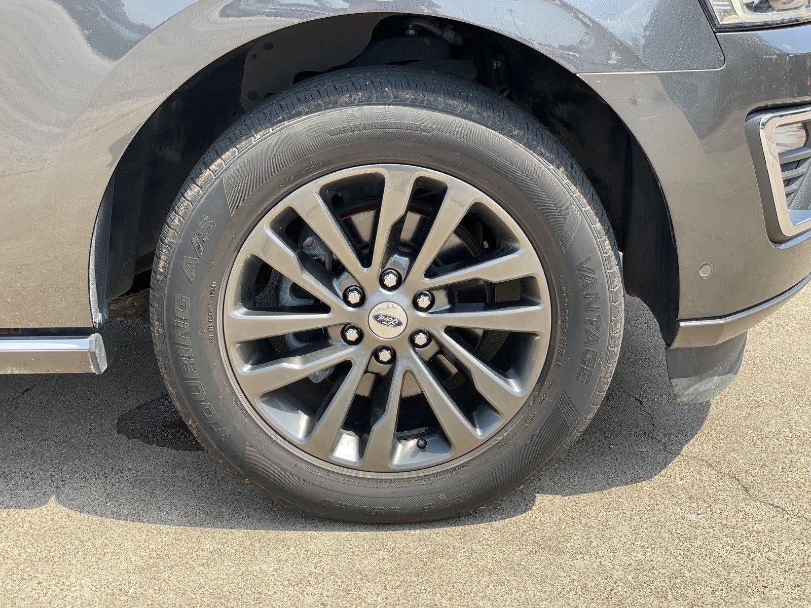 Used 2020 Ford Expedition Max Limited w/ Equipment Group 301A RWD image 58