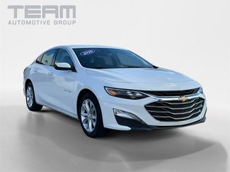Used 2024 Chevrolet Malibu LT image 1