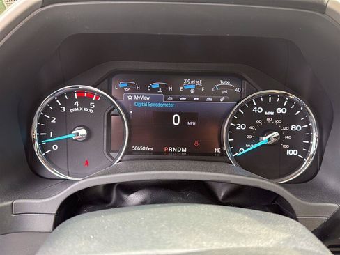 Used 2022 Ford F250 Lariat w/ Tremor Off-Road Package AWD/4WD image 10