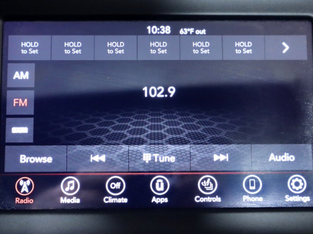 Used 2021 Dodge Charger SXT w/ Leather Interior Group RWD image 16