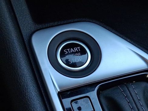 Used 2025 Nissan Sentra SV FWD image 27