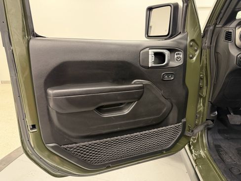 Used 2021 Jeep Wrangler Unlimited Sport image 39