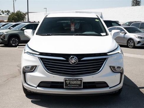 Used 2023 Buick Enclave Essence w/ LPO, Touring Package image 2