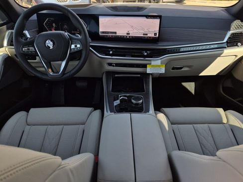 New 2026 BMW X5 xDrive40i w/ Climate Comfort Package image 33