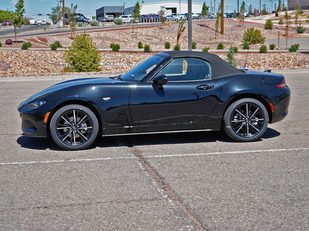 Used 2026 MAZDA MX-5 Miata Grand Touring w/ Weather Package RWD image 9