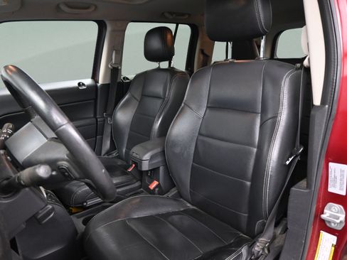 Used 2015 Jeep Patriot High Altitude AWD/4WD image 31
