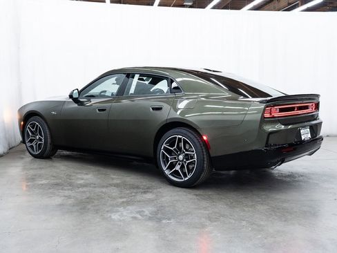 New 2026 Dodge Charger R/T AWD/4WD image 4