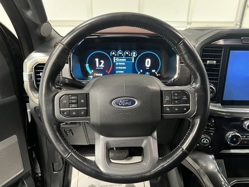 Used 2022 Ford F150 Lariat image 24