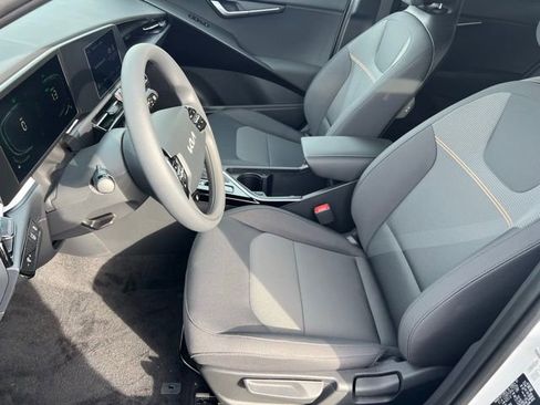 New 2026 Kia Niro LX FWD image 13
