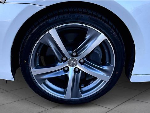 Used 2018 Lexus IS 300 AWD image 10