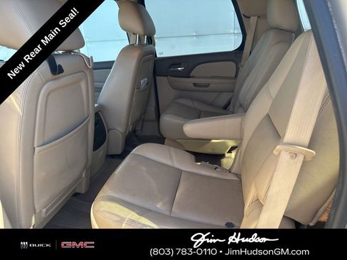 Used 2012 GMC Yukon SLT w/ SLT-2 Equipment Package image 5