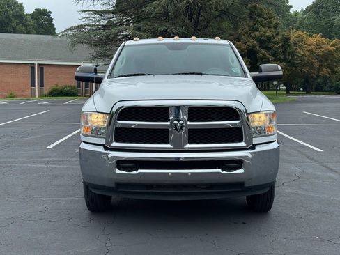 Used 2017 RAM 3500 Tradesman w/ Chrome Appearance Group image 3