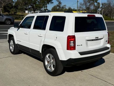 Used 2014 Jeep Patriot Latitude w/ Sun/Sound Group image 3