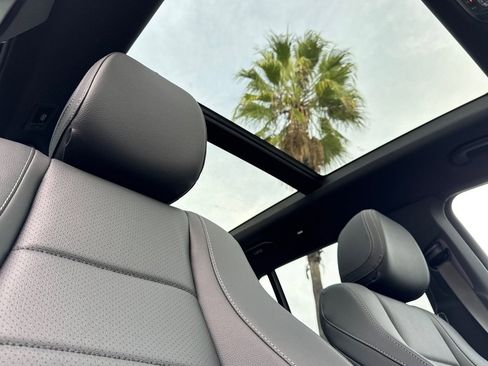 New 2026 Mercedes-Benz GLS 450 4MATIC image 32