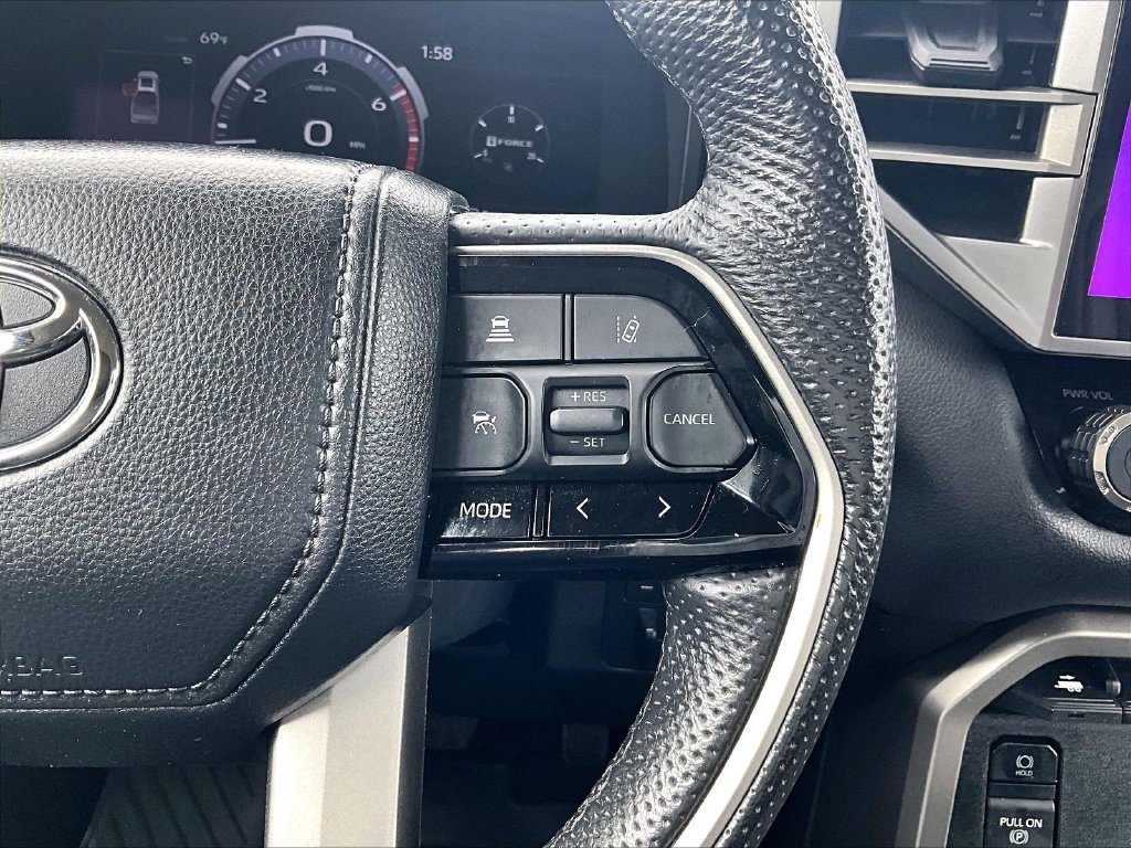 Used 2024 Toyota Tundra Limited AWD/4WD image 24