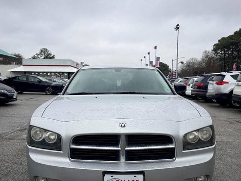 Used 2009 Dodge Charger SXT image 3