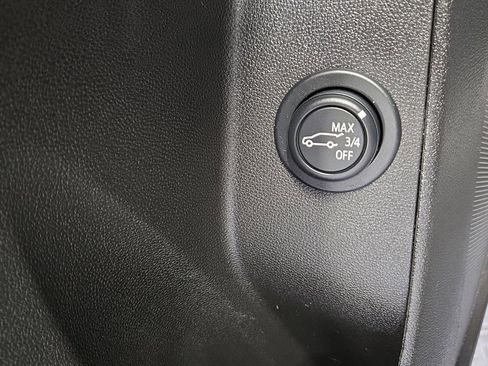 Used 2024 Chevrolet Equinox LT image 20