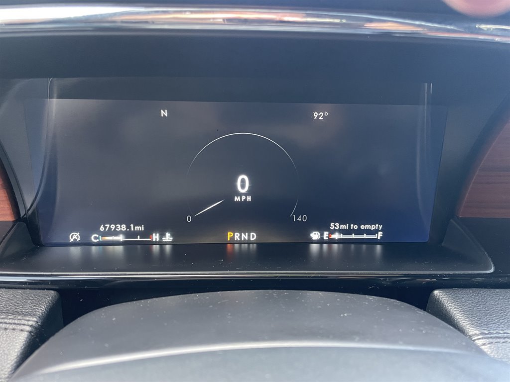 Used 2019 Lincoln Navigator L Select AWD/4WD image 26