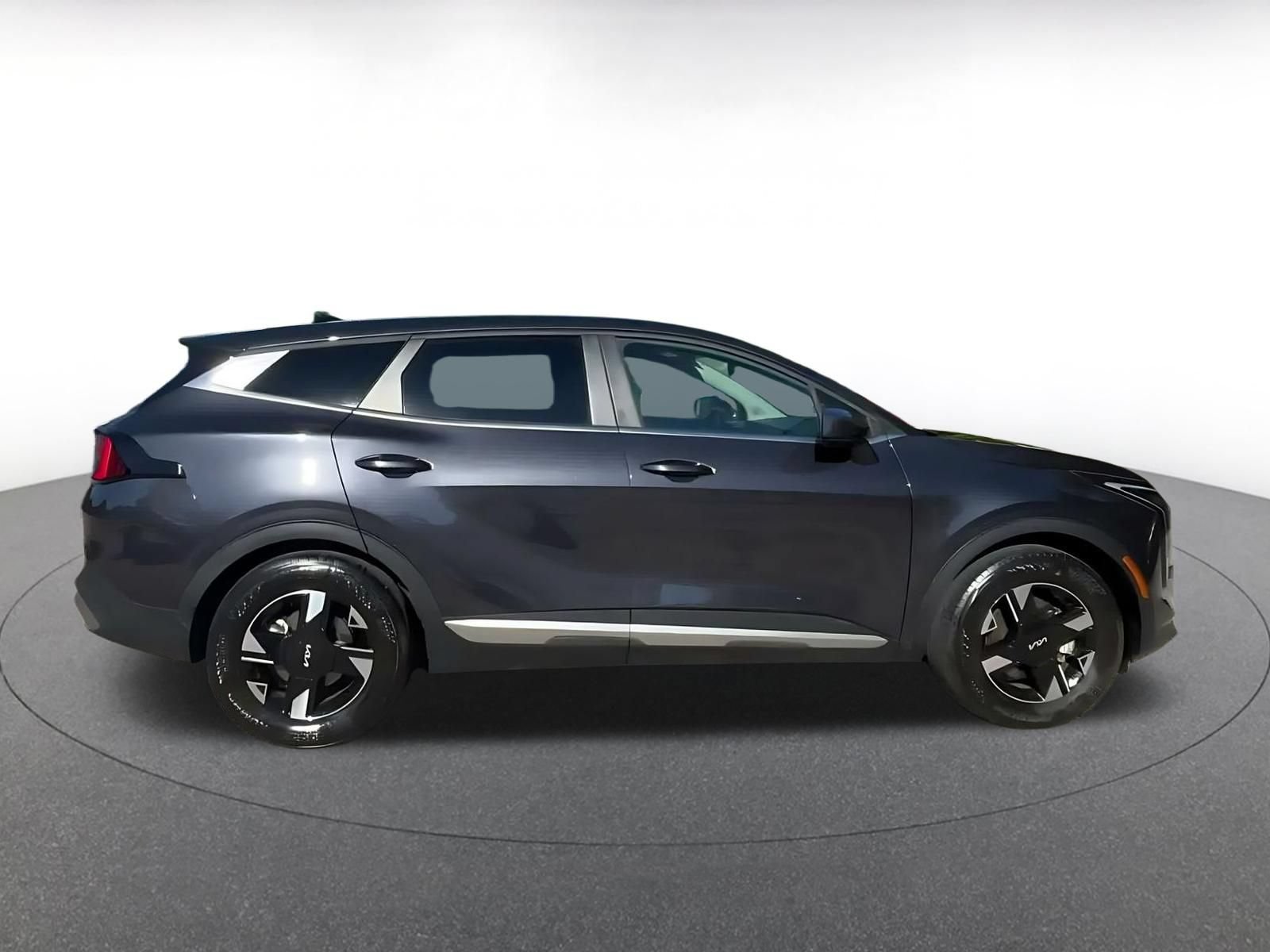 Used 2026 Kia Sportage LX FWD image 15