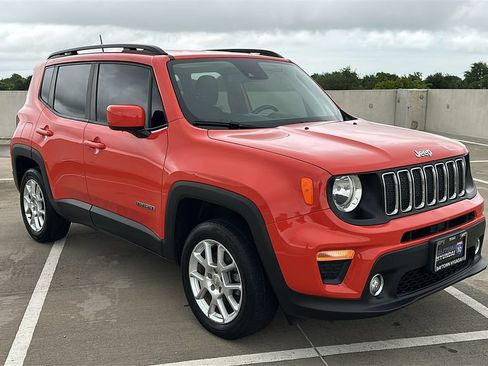 Used 2021 Jeep Renegade Latitude w/ Convenience Group AWD/4WD image 15