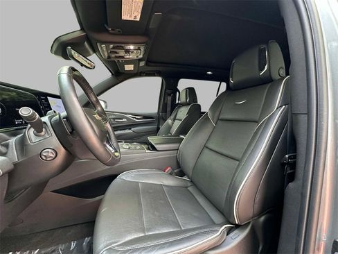 Certified 2024 Cadillac Escalade ESV Sport w/ LPO, ONYX Package image 2