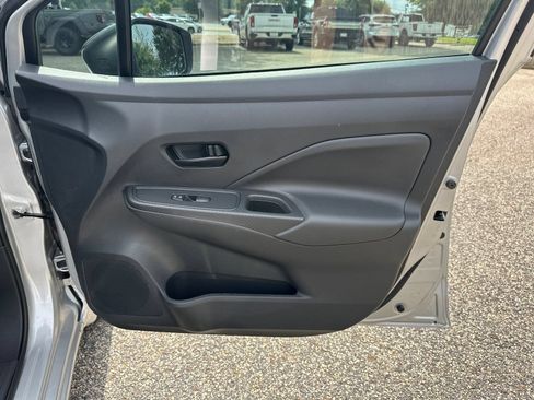 Used 2025 Nissan Versa S w/ S Plus Package FWD image 14