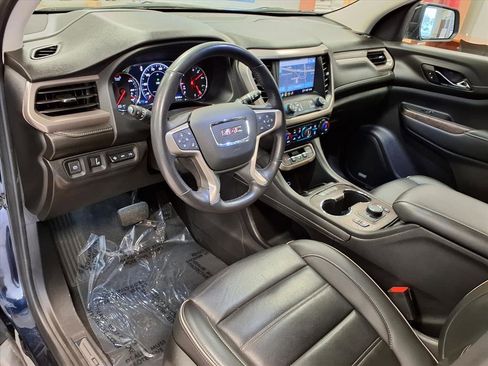 Used 2021 GMC Acadia Denali w/ Denali Technology Package image 19