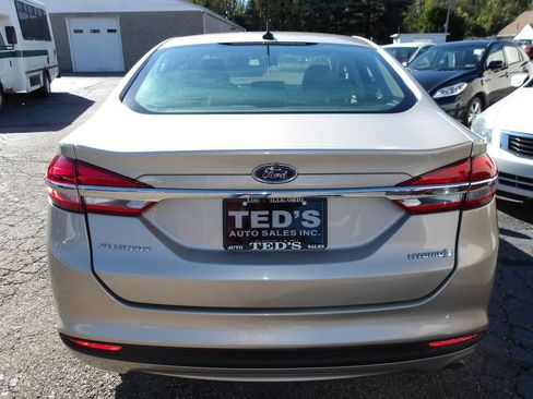 Used 2018 Ford Fusion S image 10