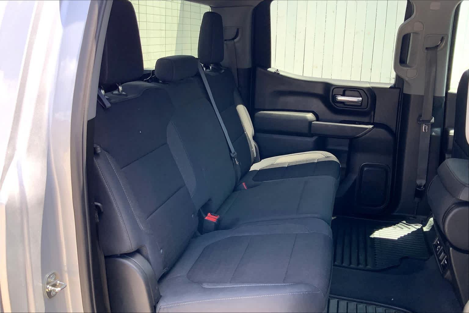 Used 2019 Chevrolet Silverado 1500 LT w/ Texas Edition AWD/4WD image 19
