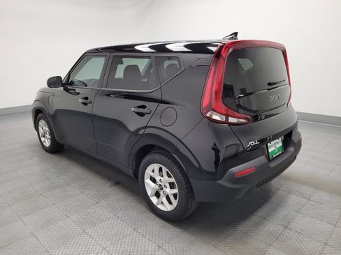 Used 2022 Kia Soul LX w/ Technology Package FWD image 3