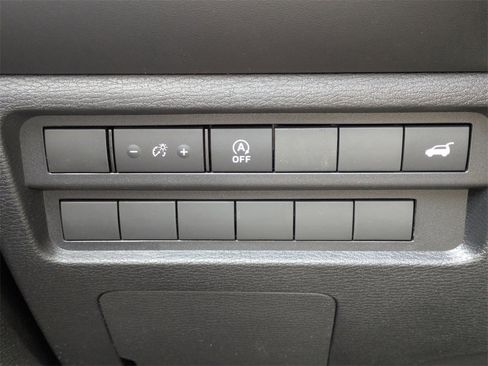 New 2026 Mitsubishi Outlander SE image 25