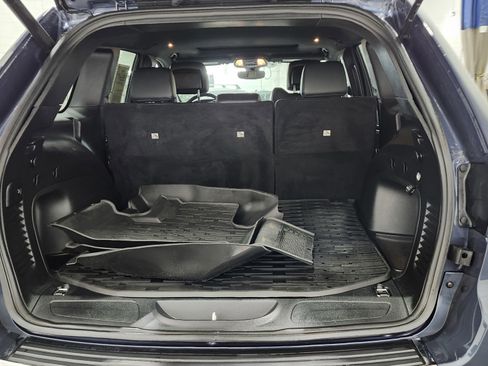 Used 2021 Jeep Grand Cherokee Limited w/ Premium Lighting Group image 26