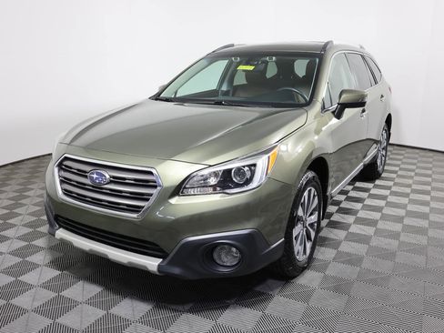 Used 2017 Subaru Outback 3.6R Touring w/ Popular Package #5A AWD/4WD image 1