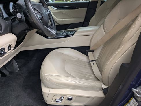 Certified 2022 Maserati Levante Modena AWD/4WD image 23