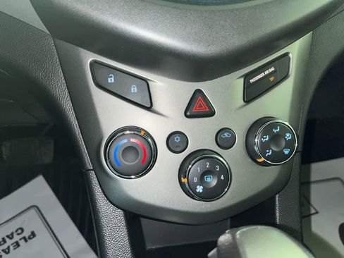 Used 2016 Chevrolet Sonic LT image 19