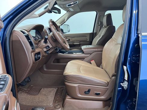 Used 2022 RAM 3500 Limited AWD/4WD image 4