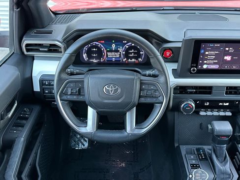 Used 2024 Toyota Tacoma TRD Off-Road AWD/4WD image 32