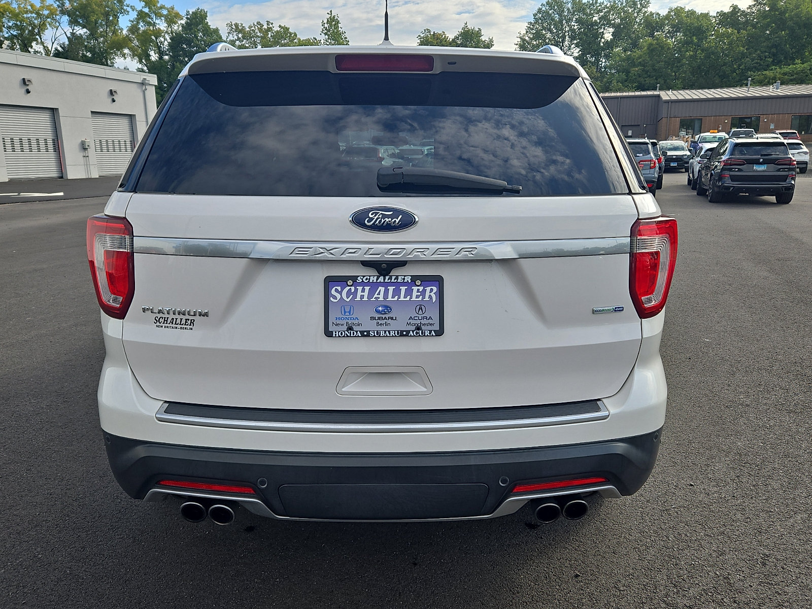 Used 2019 Ford Explorer Platinum AWD/4WD image 5