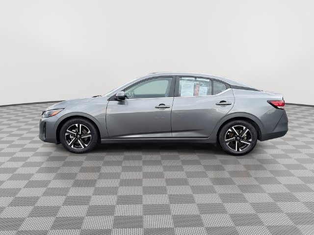 Used 2024 Nissan Sentra SV FWD image 7