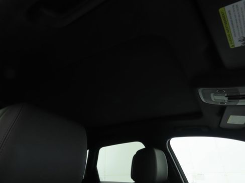 Used 2023 Audi Q3 2.0T Premium w/ Convenience Package image 16