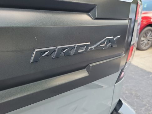 Certified 2025 Nissan Frontier PRO-4X w/ Tow Package AWD/4WD image 8