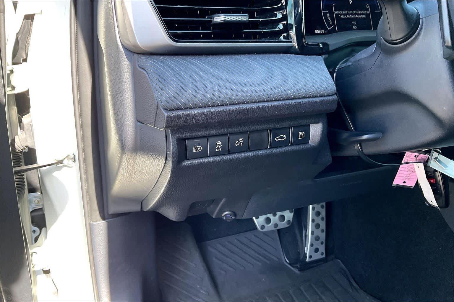 Certified 2025 Toyota Camry SE w/ Convenience Package FWD image 33