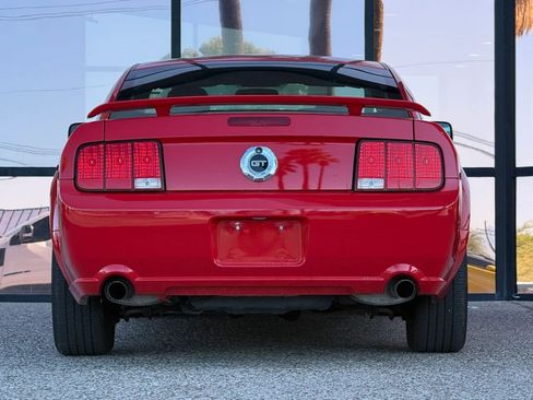 Used 2005 Ford Mustang GT Premium RWD image 10