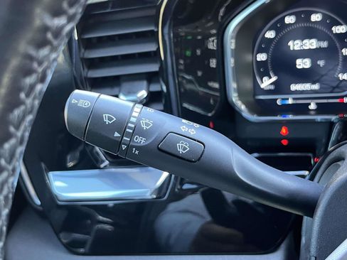 Used 2022 GMC Sierra 1500 Elevation image 28