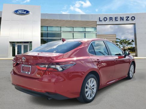 Used 2023 Toyota Camry LE FWD image 5