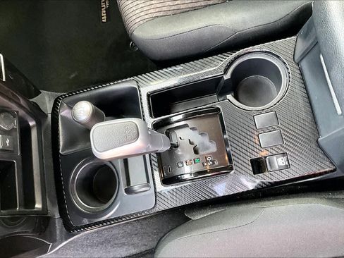 Used 2022 Toyota 4Runner TRD Off-Road image 15