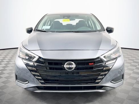 New 2025 Nissan Versa SR w/ Trunk Package image 24