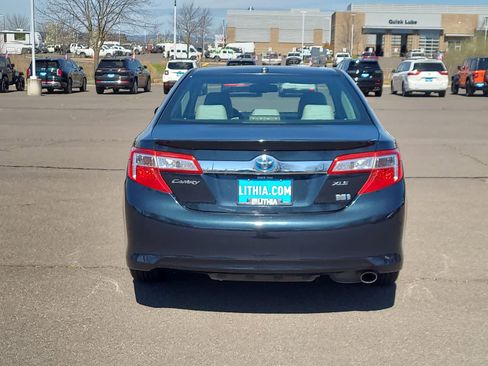 Used 2012 Toyota Camry XLE w/ Leather Pkg image 13